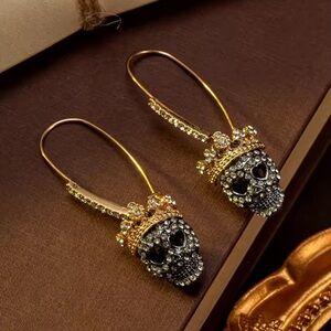 Gothic Skull Crystal Earrings